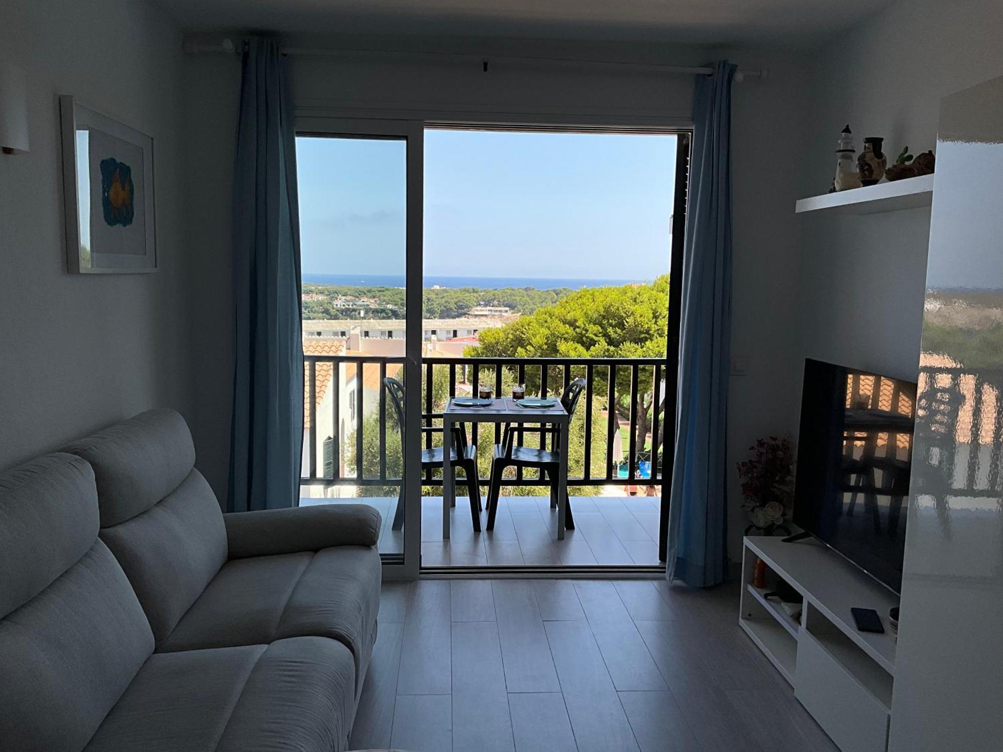 Vistas Al Mar Y La Piscina Apartamento Arenal d'en Castell Exterior foto