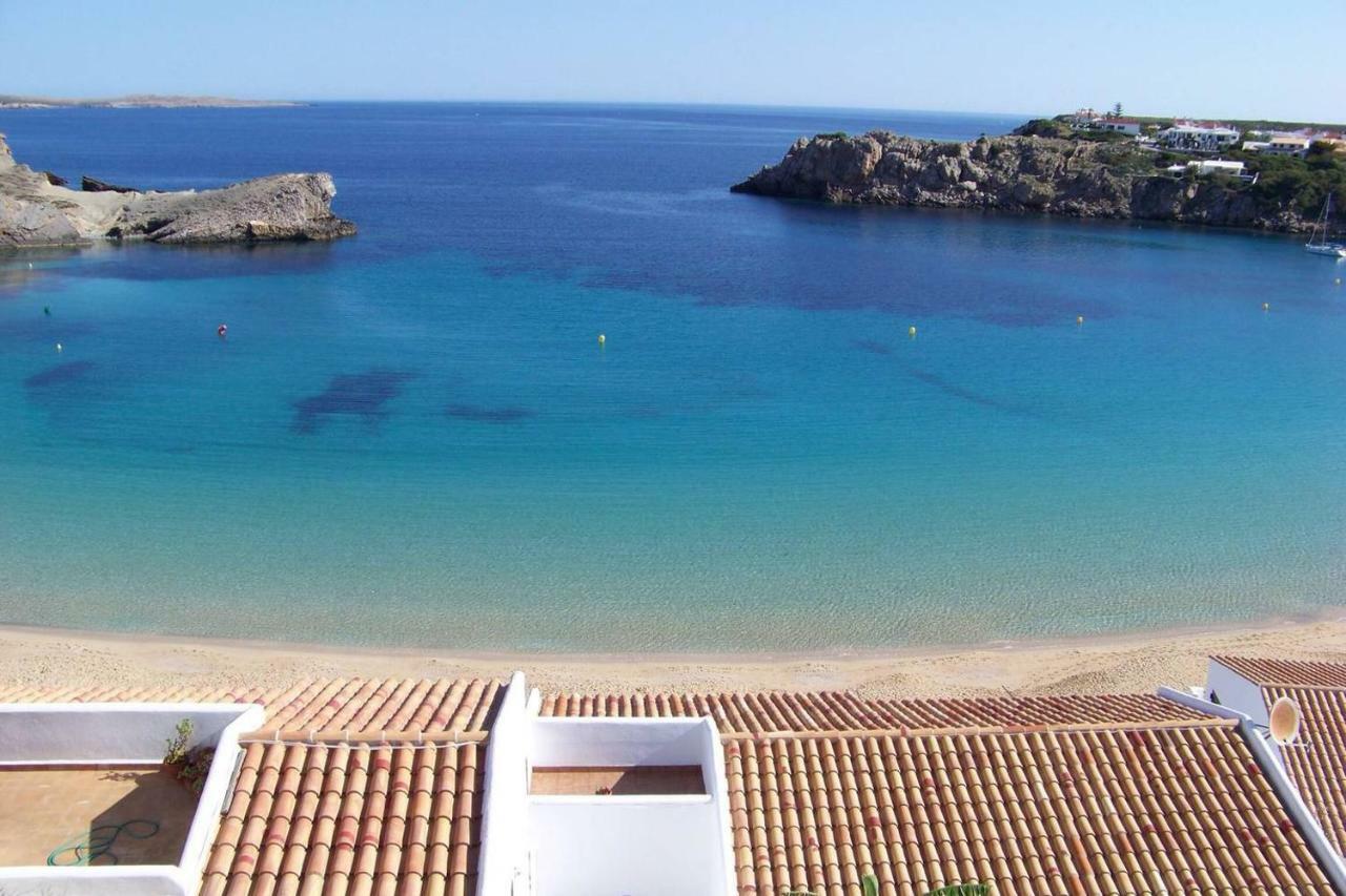 Vistas Al Mar Y La Piscina Apartamento Arenal d'en Castell Exterior foto